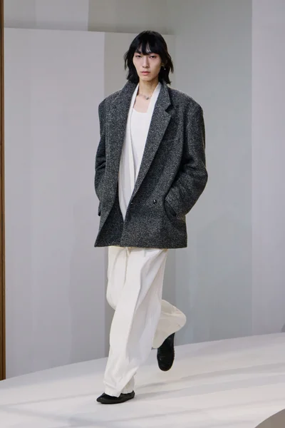 Look 34